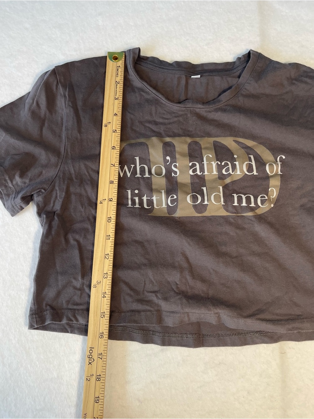 Taylor Swift “Who’s Afraid of Little Old Me?” Graphic Crop Tee Size Large Gray - Picture 6 of 7